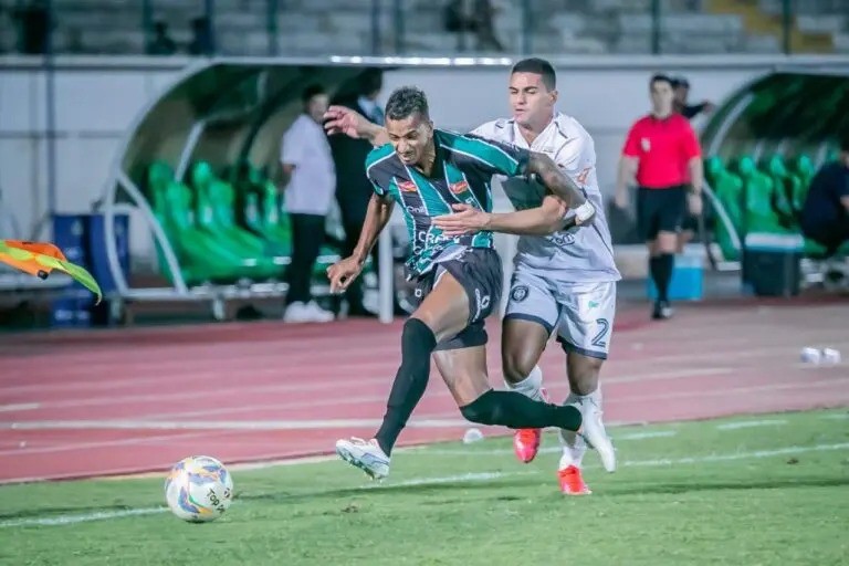 Maringá FC vai contestar arbitragem de jogos do Paranaense