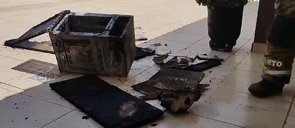 Bombeiros orientam para evitar incêndio com eletrodomésticos