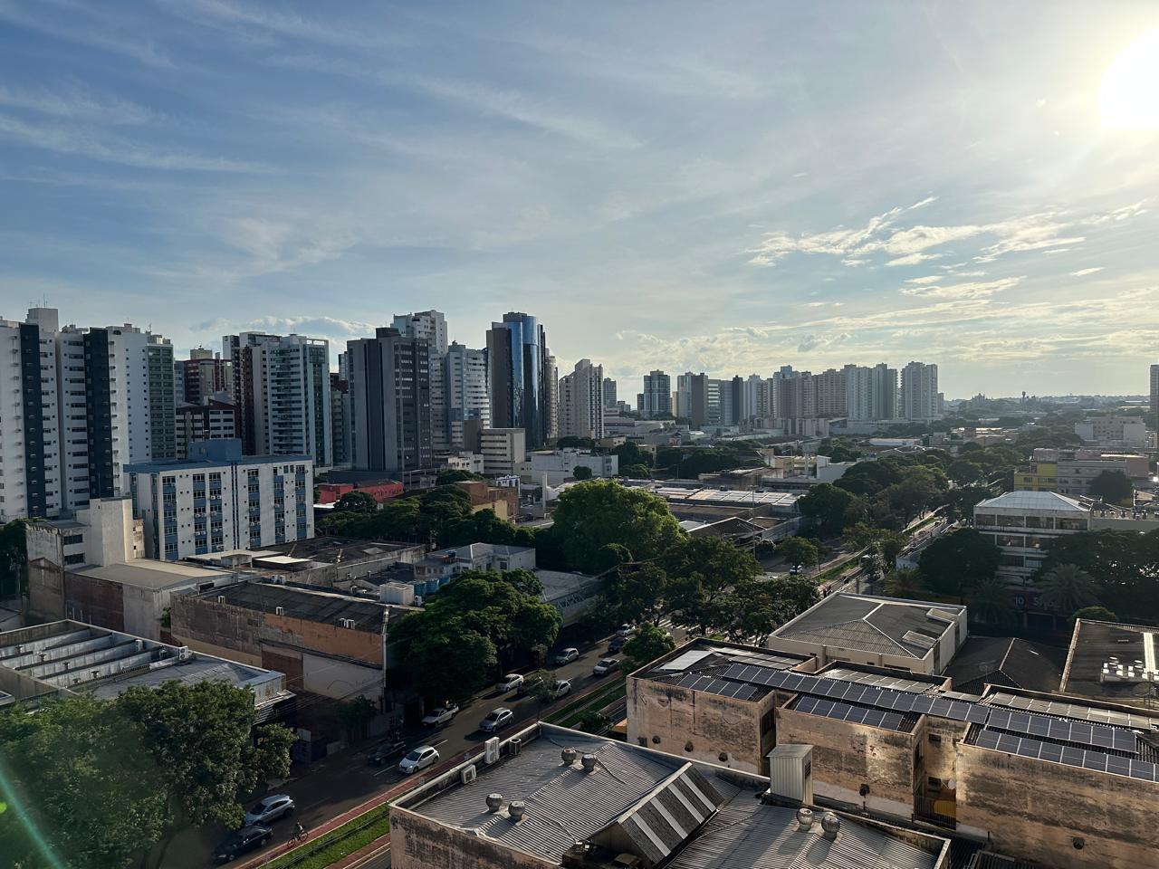 Calor segue elevado nesta quarta-feira (26) em Maringá; veja previsão
