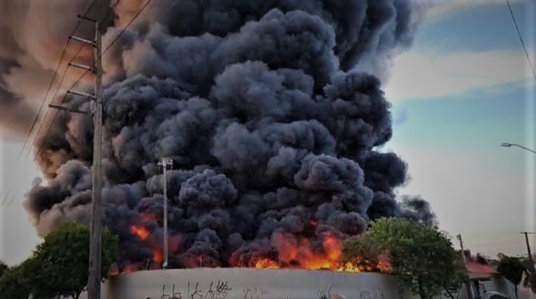 Laudo sobre incêndio em garagem de ônibus de Londrina fica pronto