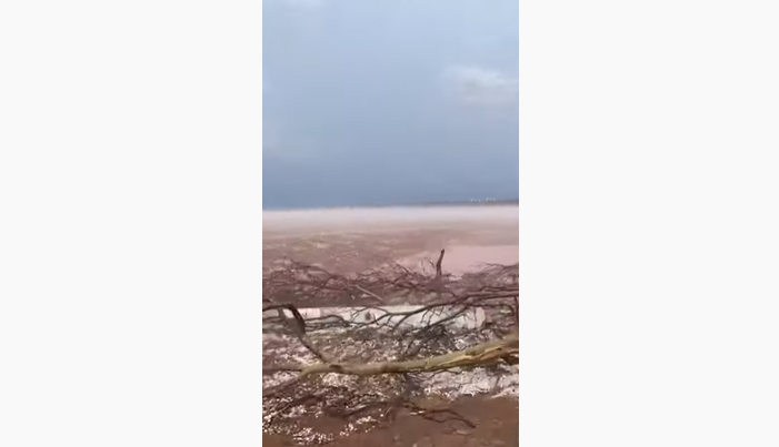 Ourizona está sem energia, água e comunicação