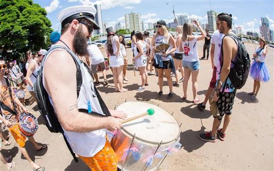 Saúde vai distribuir 36 mil preservativos masculinos em Maringá