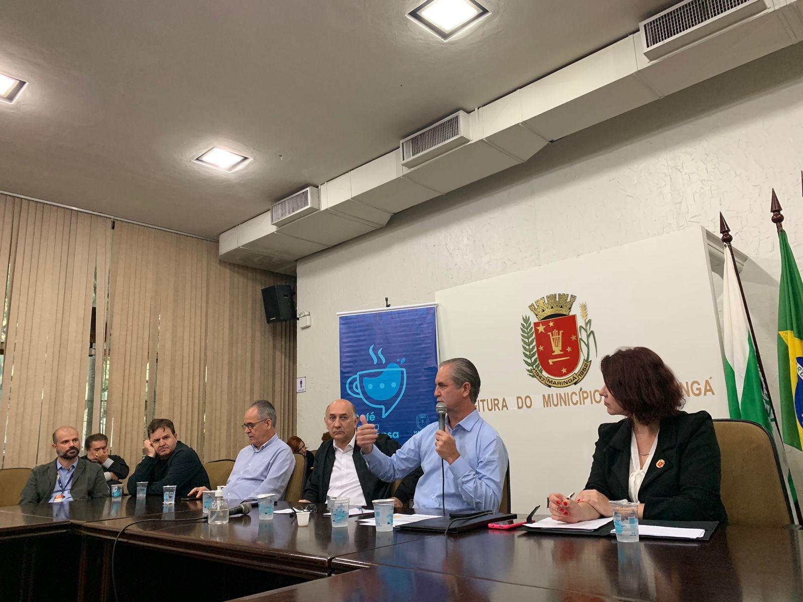 Prefeito comenta acordo com Sanepar e operação do Hospital da Criança