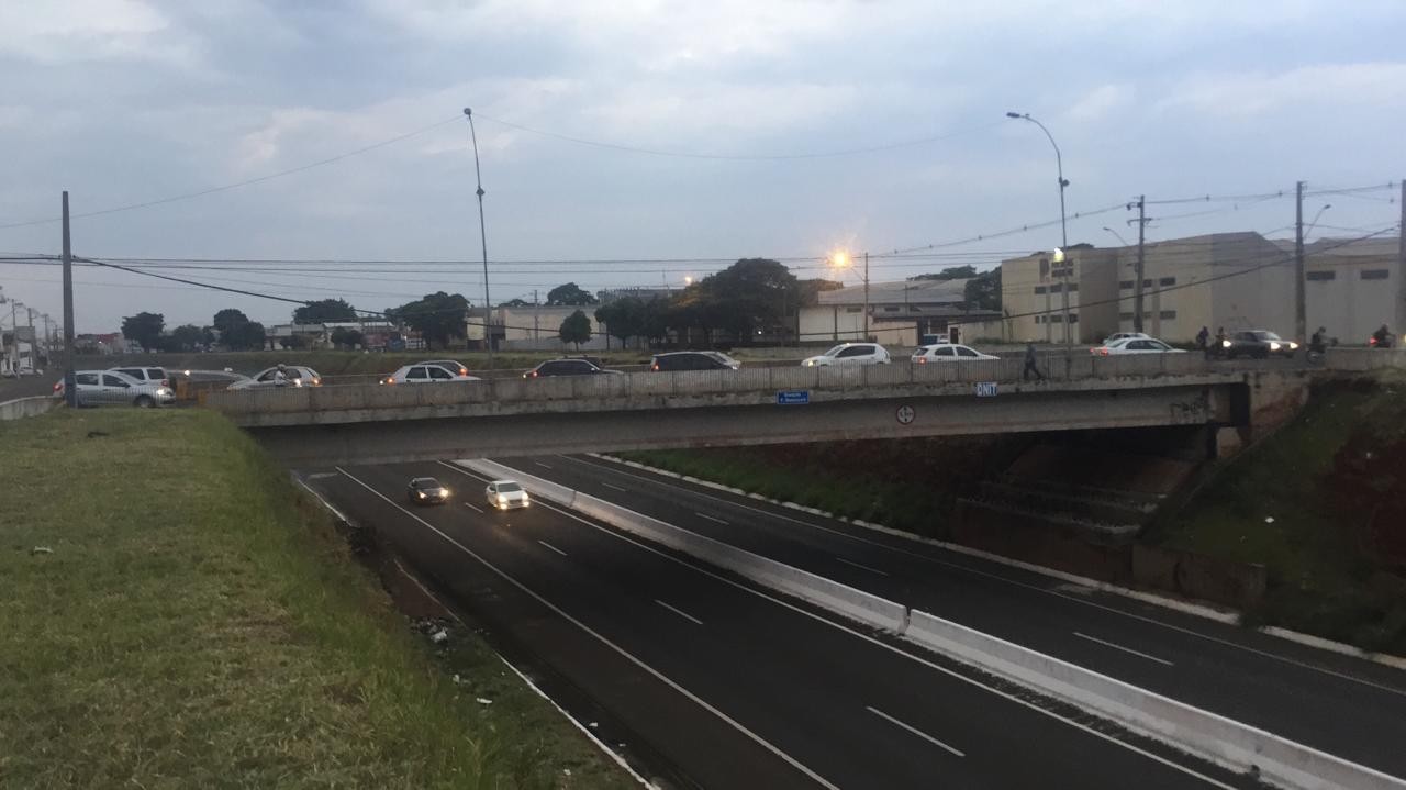 Viadutos do Contorno Norte poderão ser duplicados até outubro de 2020
