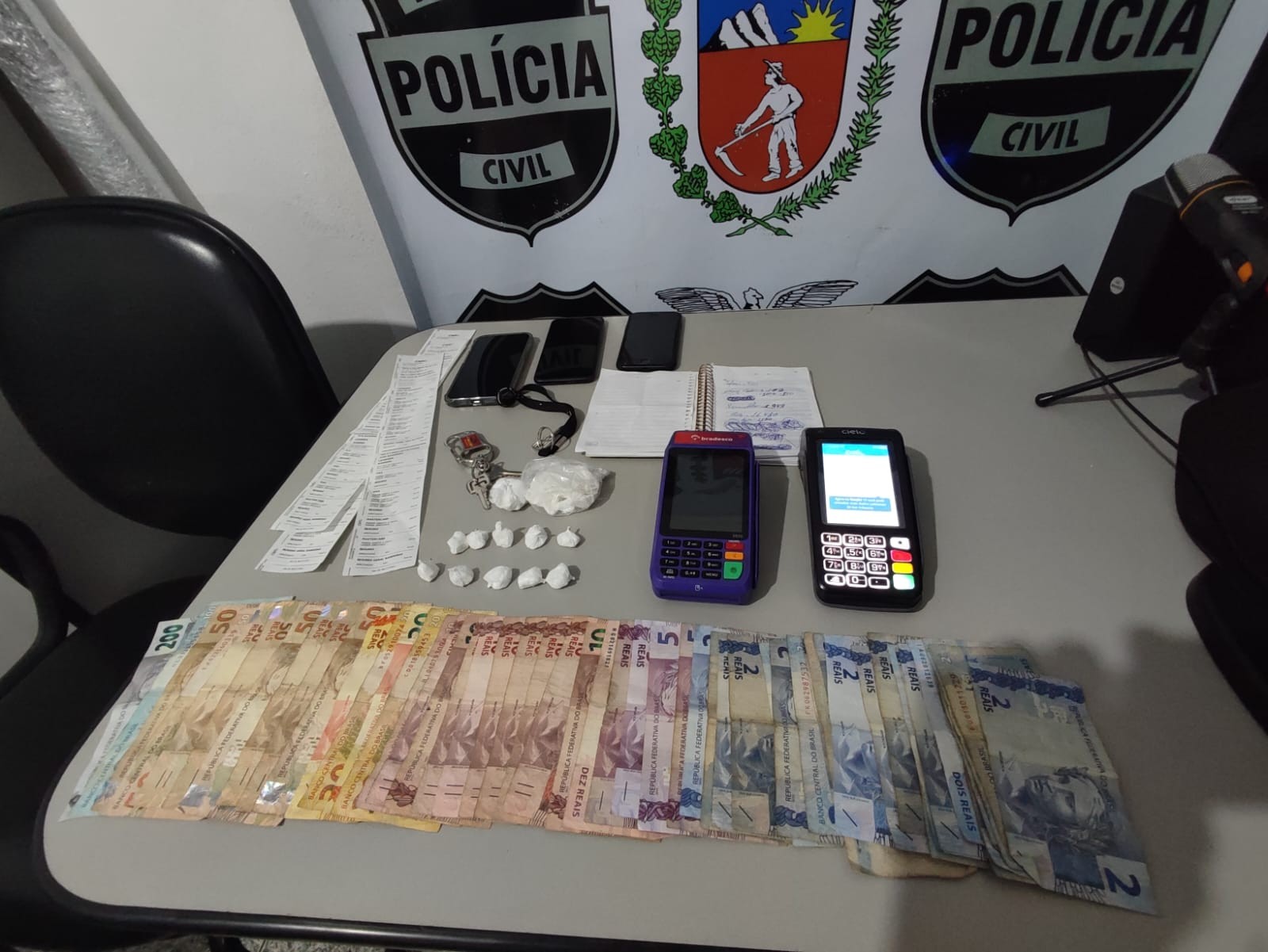 Dois são presos em operação deflagrada pela Denarc na região