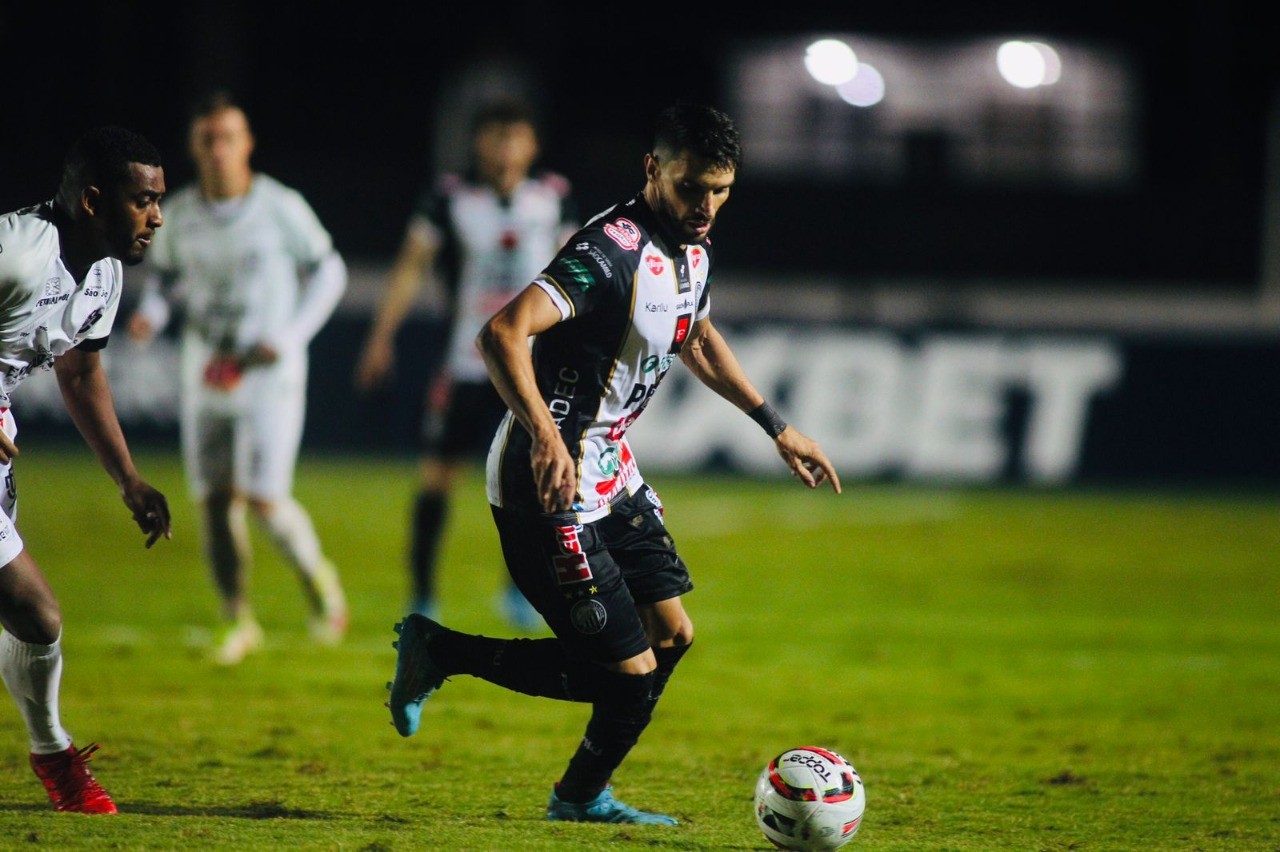 Lutando por vaga na final, Maringá FC e Operário estão invictos em casa em 2022