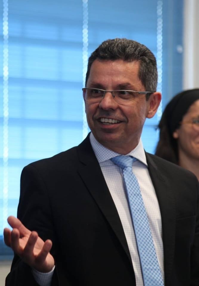 Memória e melancolia marcam “A bicicleta de carga e outros contos”