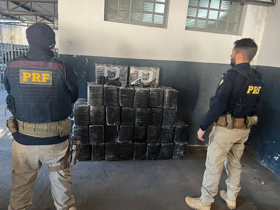 PRF apreende mais de 1 tonelada de droga em três ocorrências na região