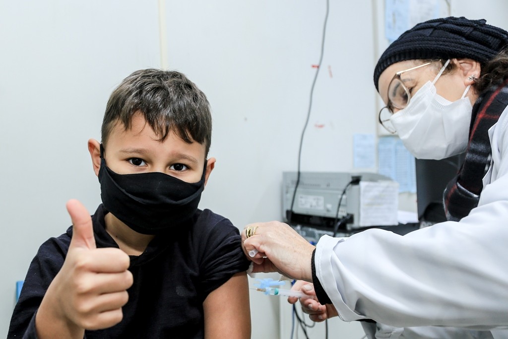Maringá antecipa início da campanha de vacinação contra gripe e sarampo em crianças