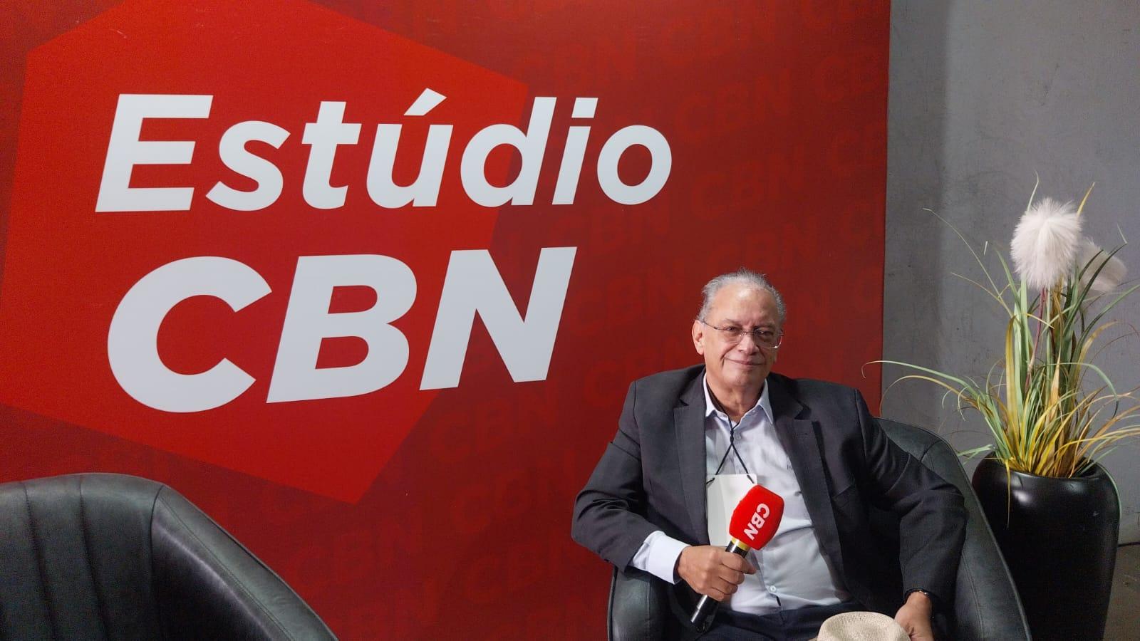 Palestrante fala sobre a indústria do café no Ca Fe On