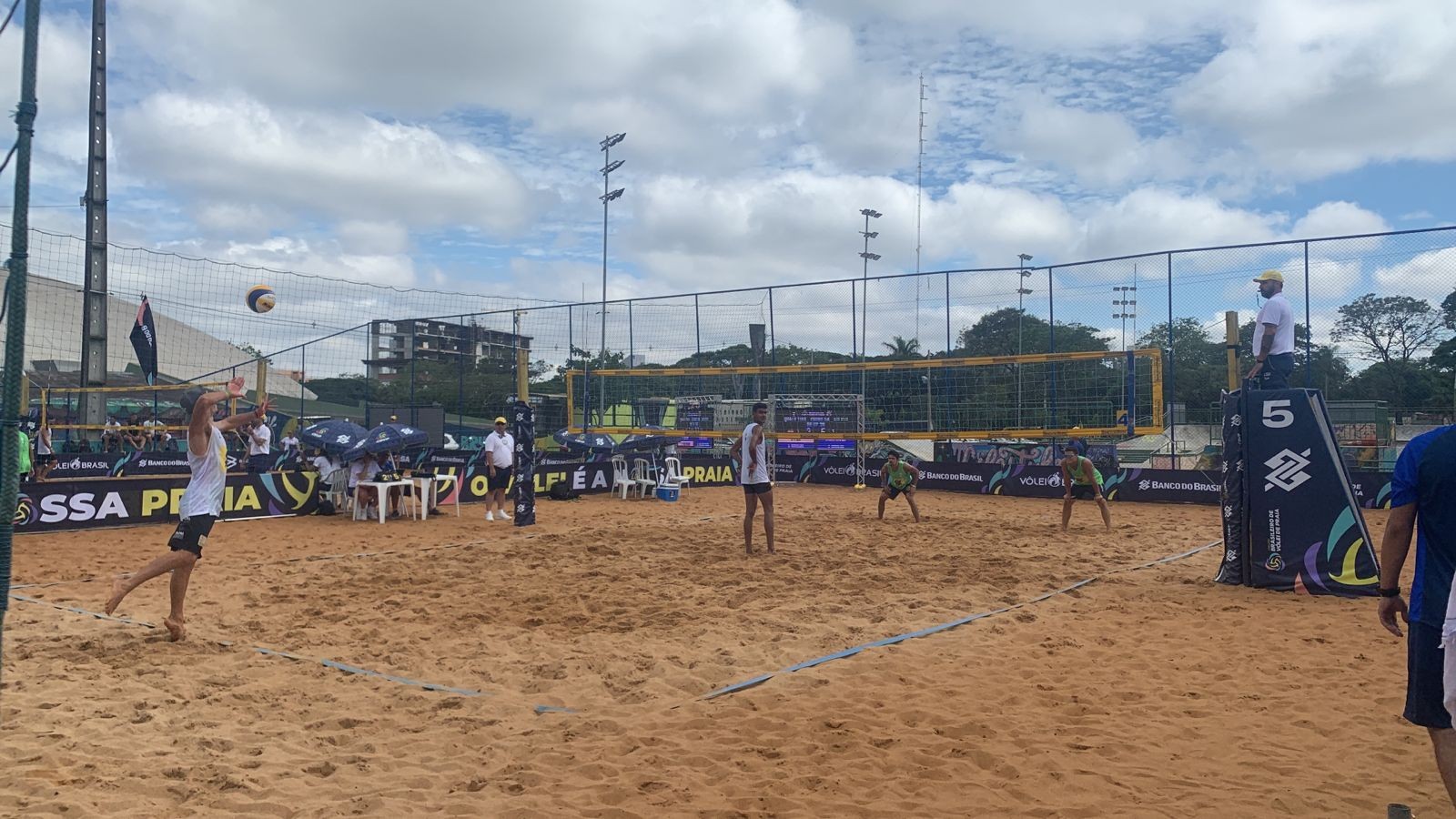 Circuito Brasileiro de Vôlei de Praia começa em Maringá