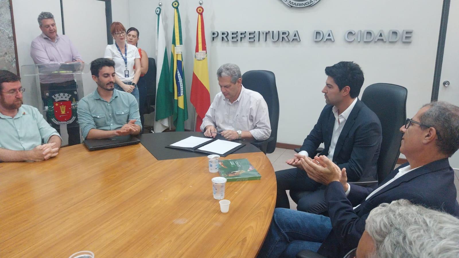 Prefeitura de Maringá assina termo de cooperação para plano de drenagem urbana