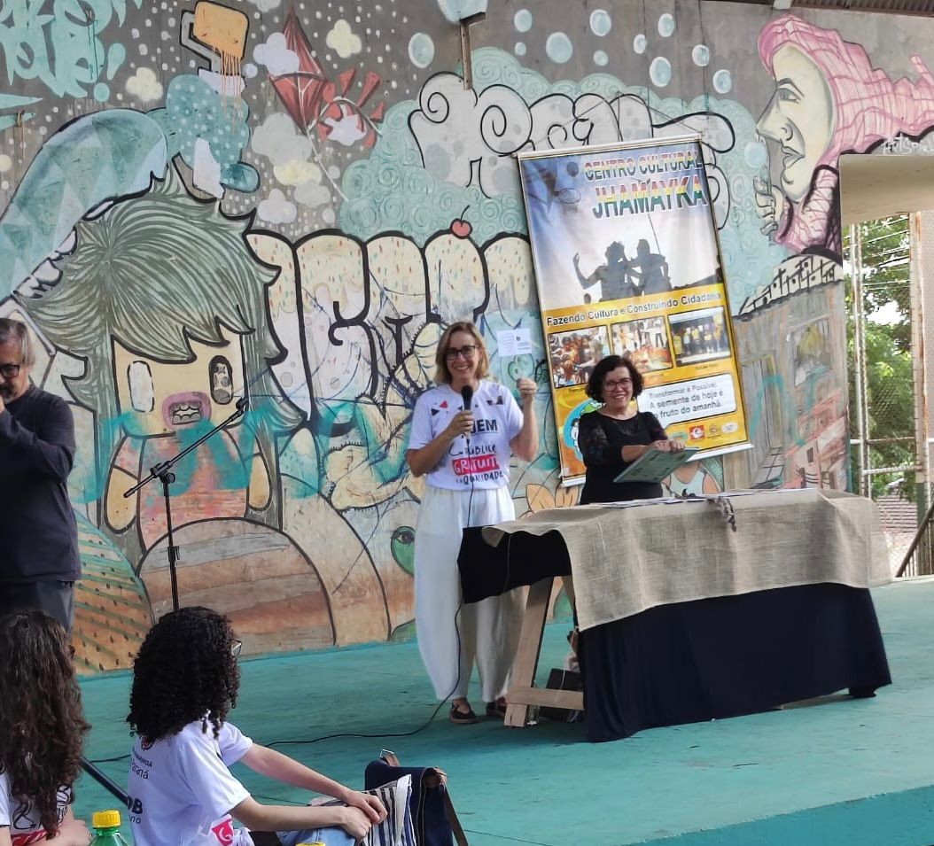 Projeto de extensão da UEM debate melhorias em bairros de Maringá