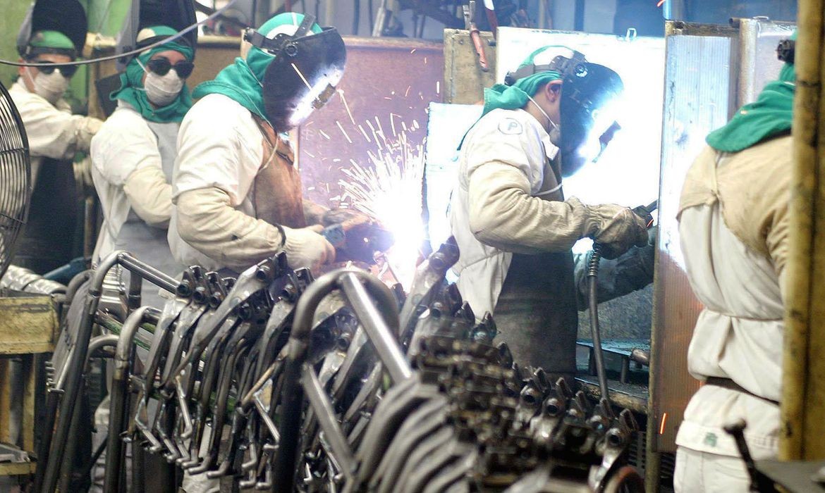 Cidade da região é destaque na geração de empregos no setor industrial