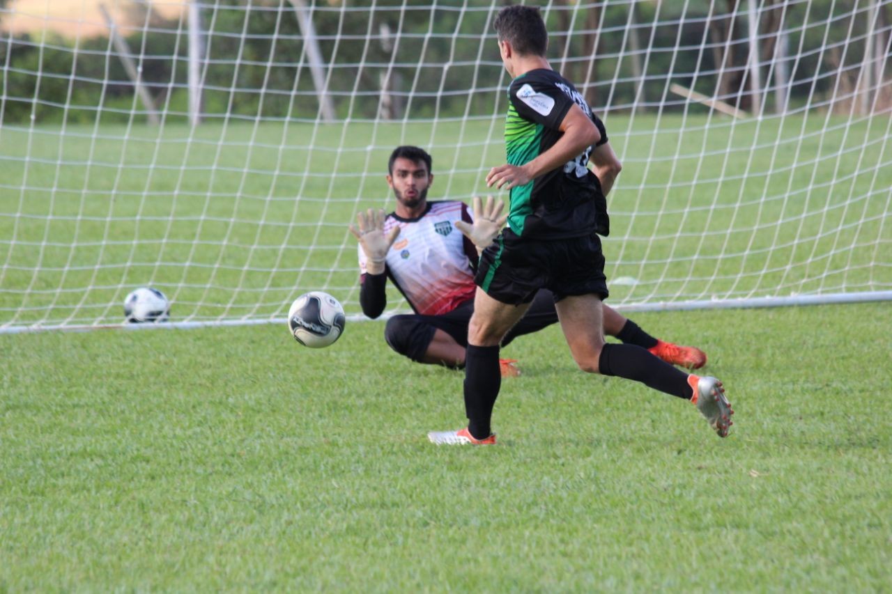Maringá FC encara o invicto Foz do Iguaçu em casa