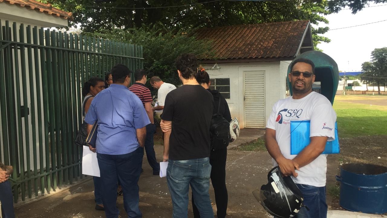 Candidatos a vigilante se inscrevem para vaga