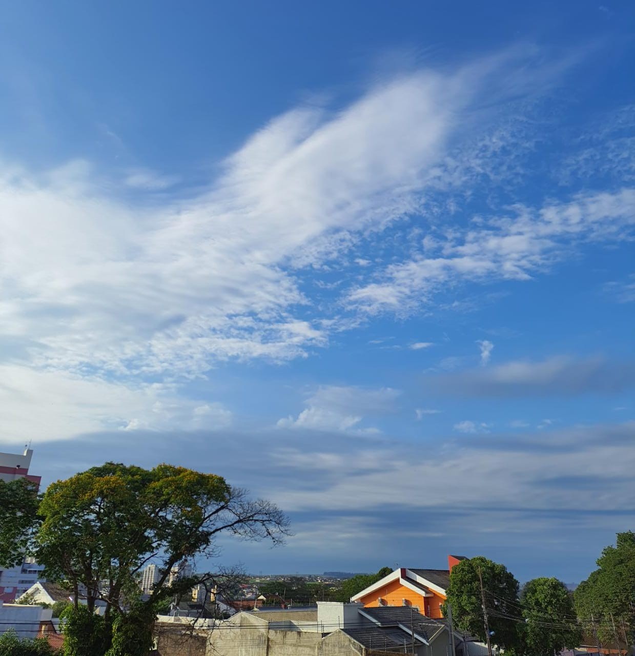 Chuva dá trégua e sol volta a aparecer neste sábado, em Maringá