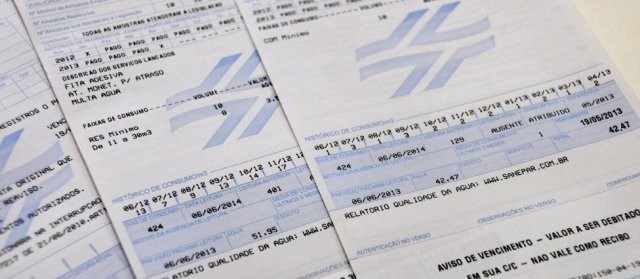 Reajuste da tarifa que entraria em vigor esta semana foi suspenso