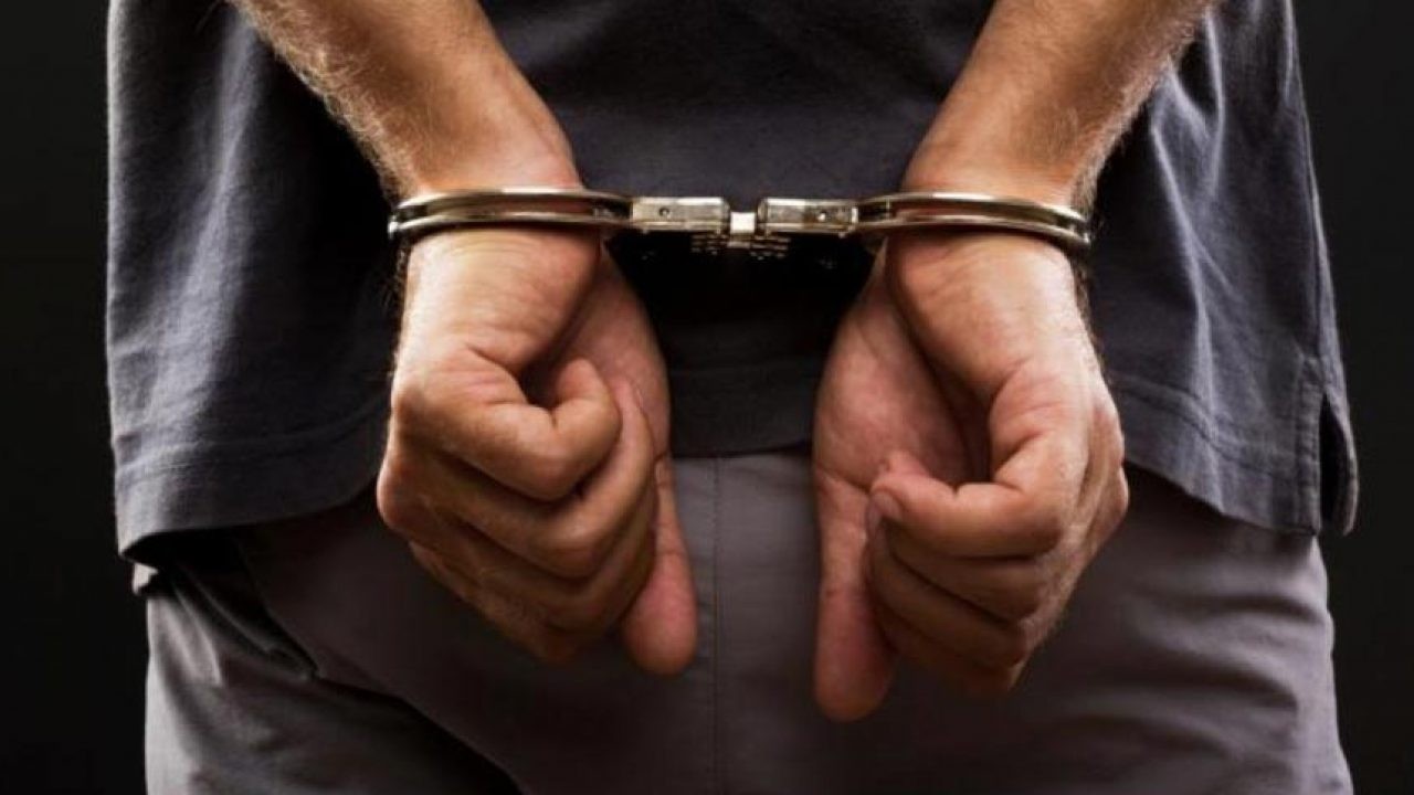 Homem é detido por tentar aplicar golpe em empresa