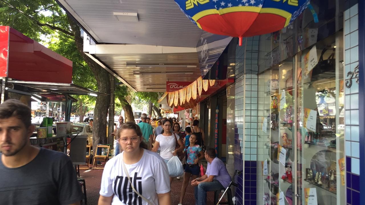 Domingo de passeio e de ‘Maringá Liquida’ na cidade