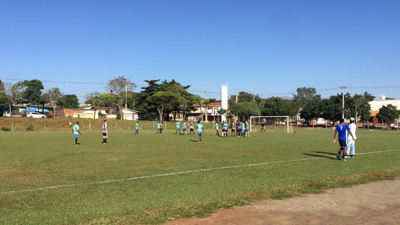 Torneio reúne refugiados em Maringá