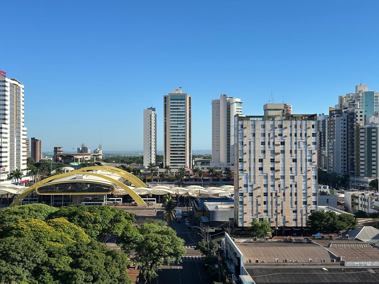 Segunda-feira (11) será de sol entre nuvens em Maringá; máxima chega aos 32º C