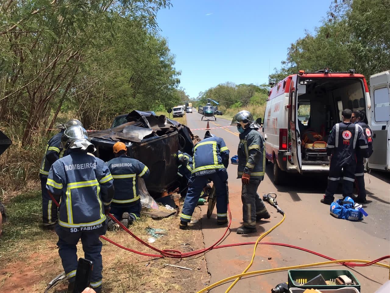 Acidente na PR-317 deixa três feridos, dois em estado grave