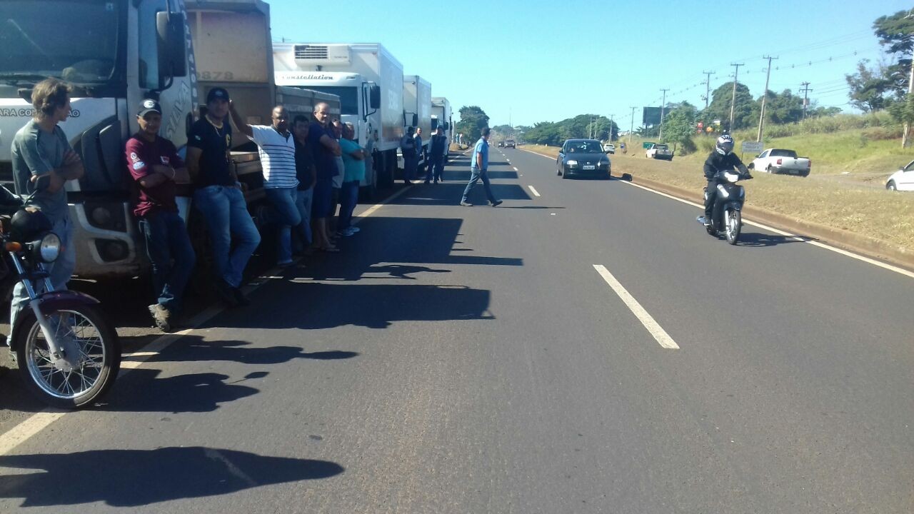 Começa a faltar combustível em cidades da região