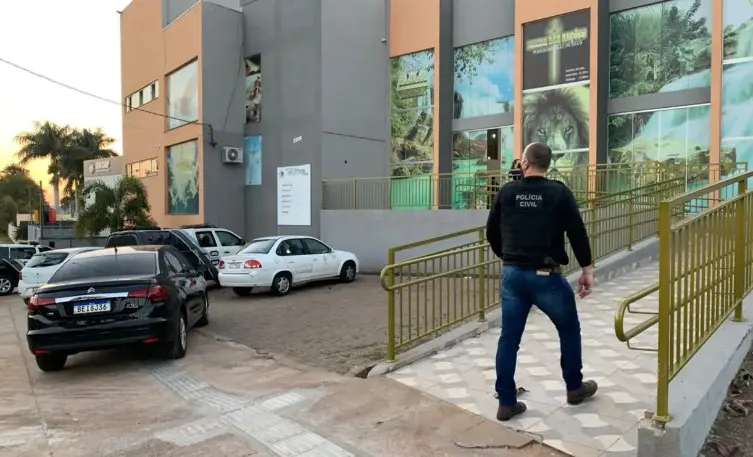 Justiça ouve crianças e adolescentes que vendiam pizzas para pastores de Maringá