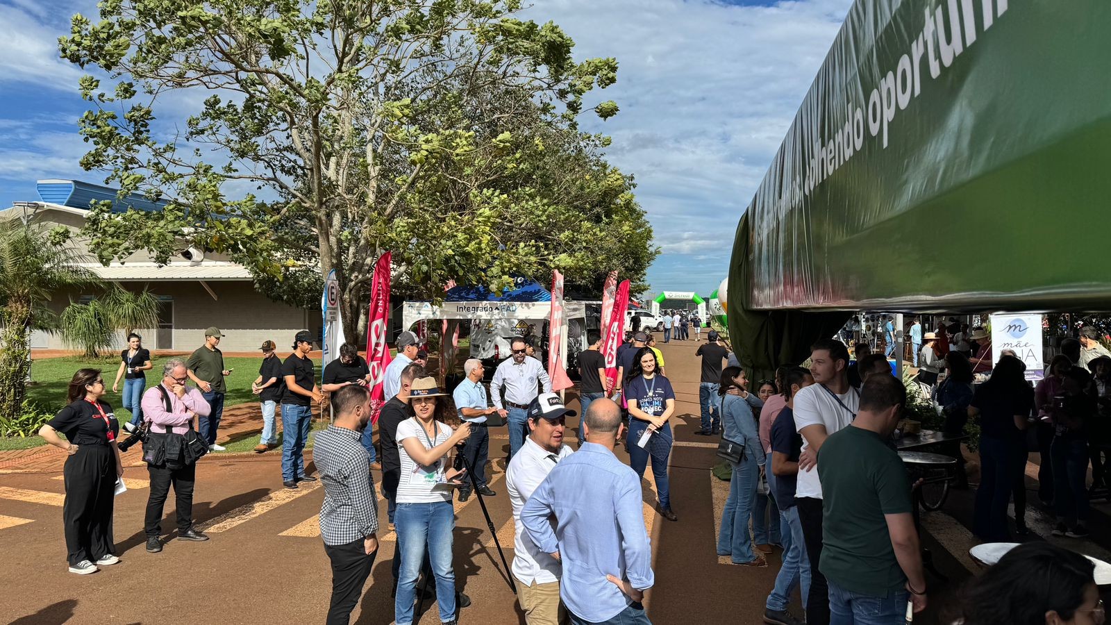 XXI Feira Agropecuária de Campo Mourão reúne milhares de participantes neste sábado(23)