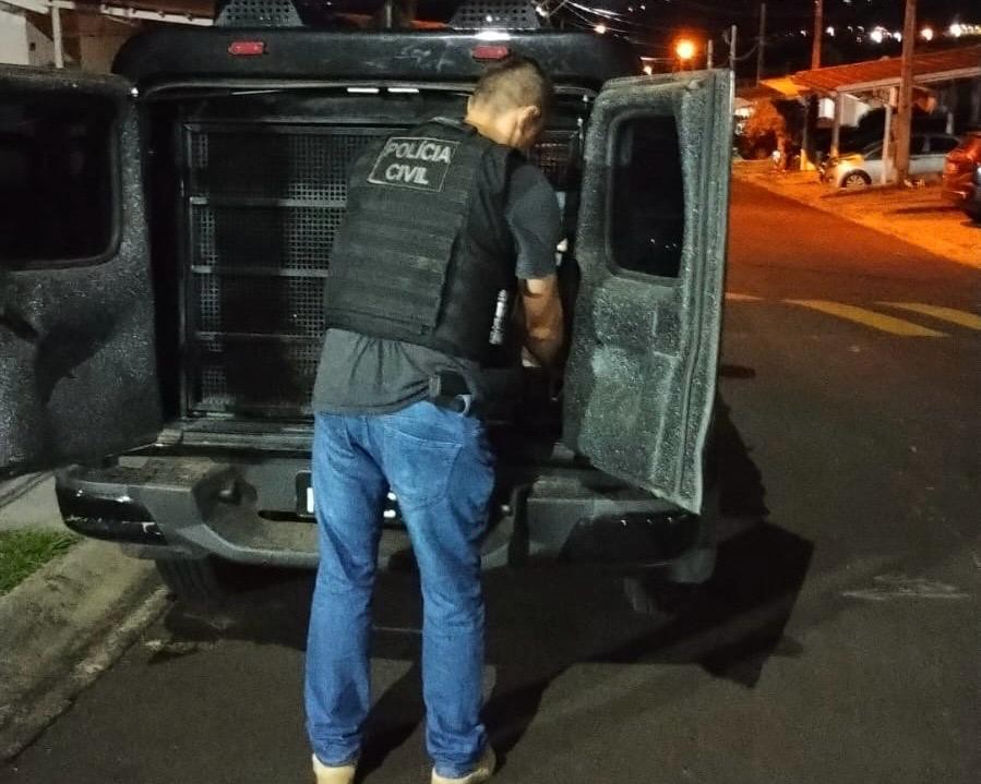 Homem é preso suspeito de abusar sexualmente da filha de cinco anos