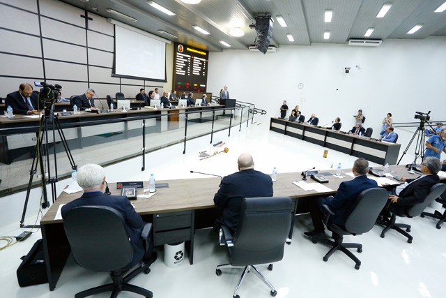 Sessões da Câmara de Maringá serão mais curtas