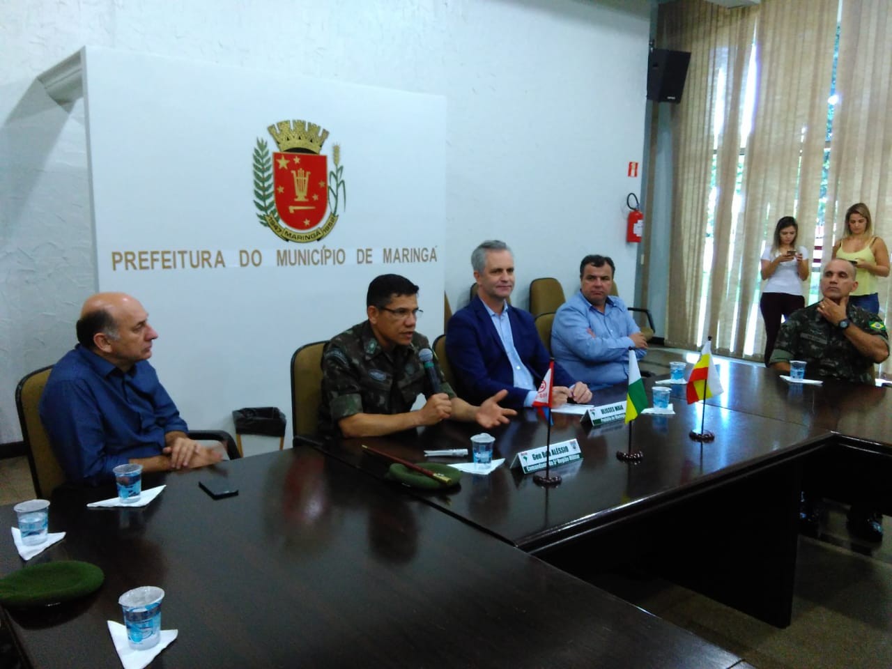 Comandante da 5ª Região Militar do Exército está em Maringá