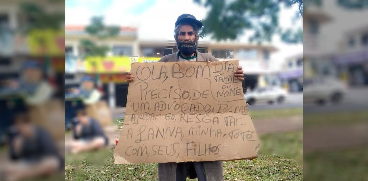 Morador de rua procura cadela que ‘roubaram’ dele em Maringá