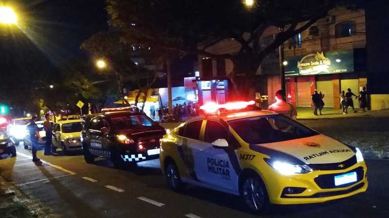 Maringá: Operação é realizada para combater aglomeração de pessoas na Av. Petrônio Portela