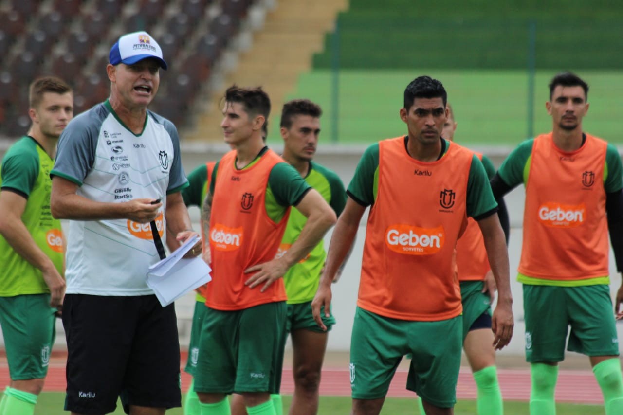 Maringá FC faz último treino antes da estreia no Brasileiro da Série D