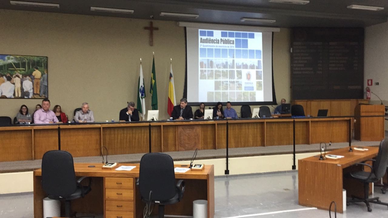 Apesar do superávit primário, arrecadação ficou menor que o previsto