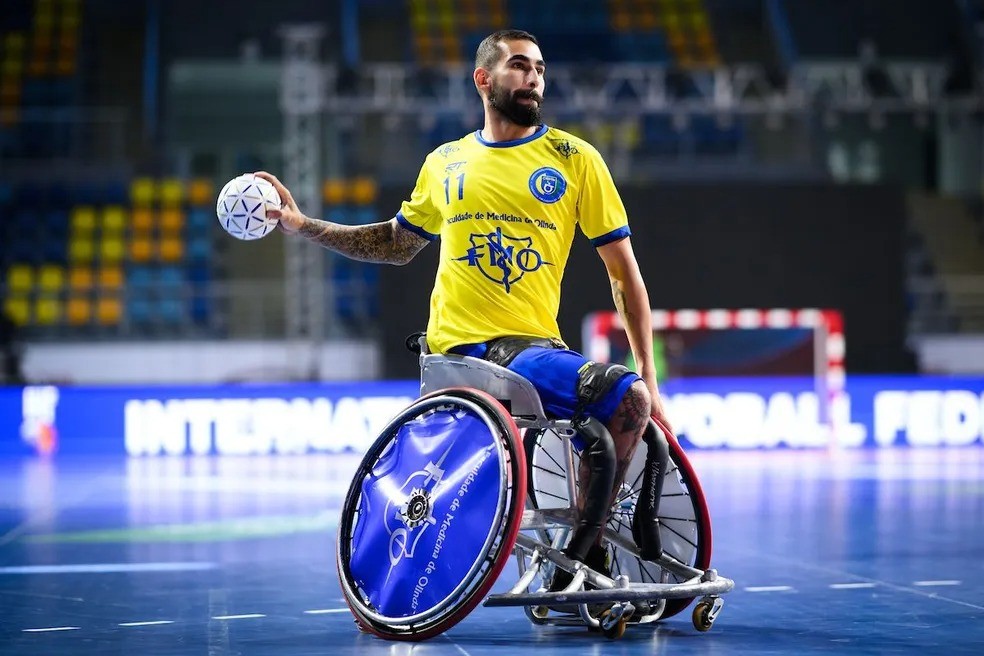 Paratleta maringaense é eleito jogador mais valioso no mundial de handebol