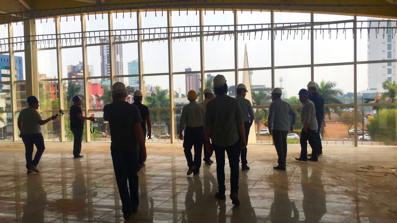 Prefeitura faz visita guiada em obra que deve ser inaugurada em novembro