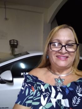 Professora de escola municipal de Maringá morre por complicações da Covid-19