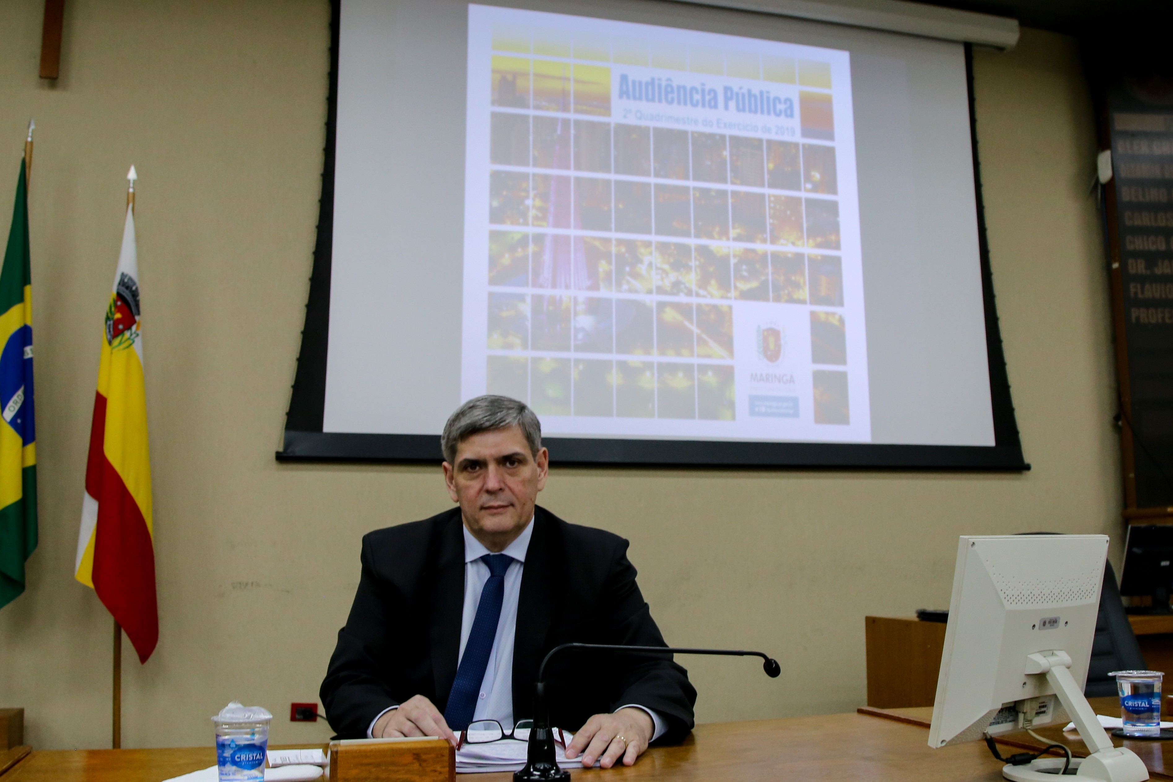 Após um quadrimestre abaixo, gasto com servidor passa 50% da folha