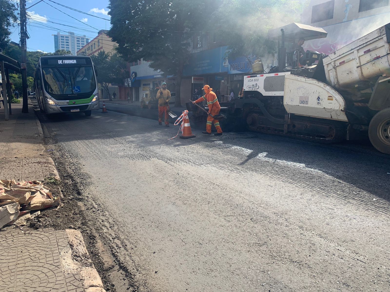 Maringá inicia testes com asfalto ecológico