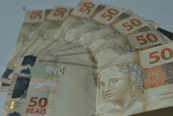 Pagamento do PIS/Pasep para idosos é liberado