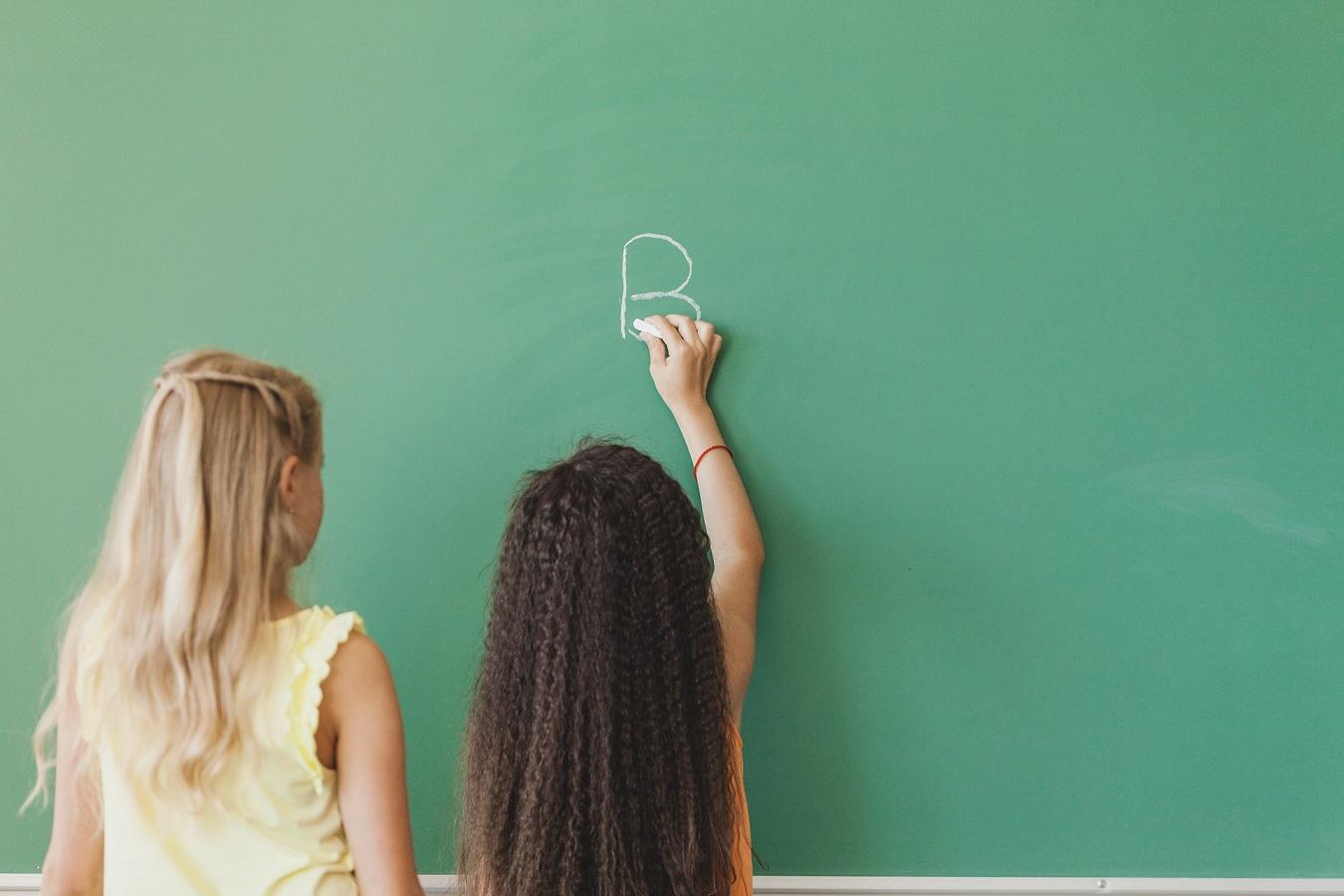 Apaes se mobilizam contra decreto que extingue escolas especializadas