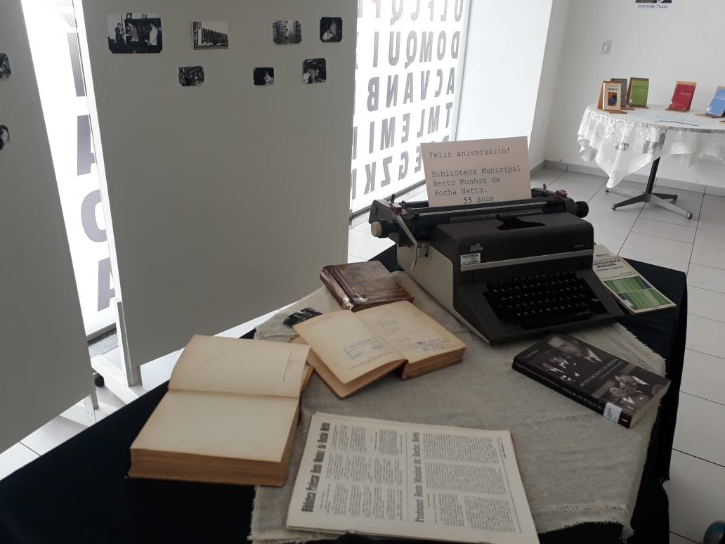 Biblioteca central de Maringá comemora 55 anos