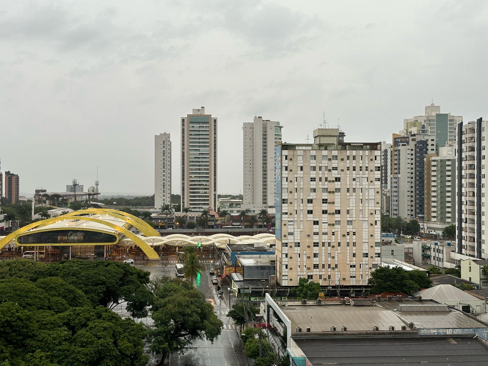 Sexta-feira (8) deve ser chuvosa em Maringá; tempo segue instável nesse fim de semana