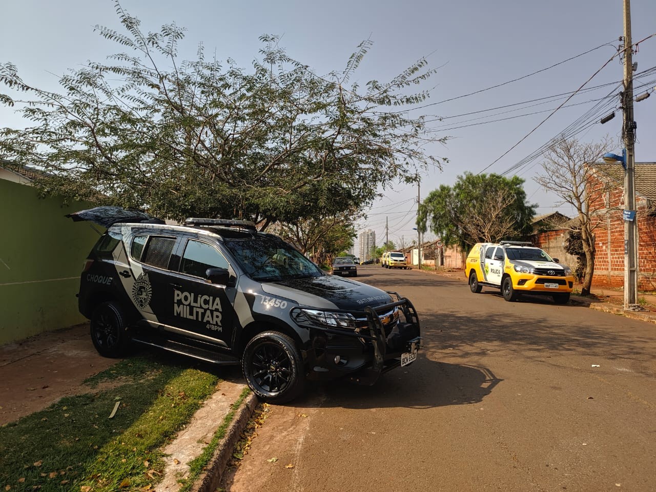 PM cumpre mandados de prisão em pontos do bairro Odwaldo Bueno Neto