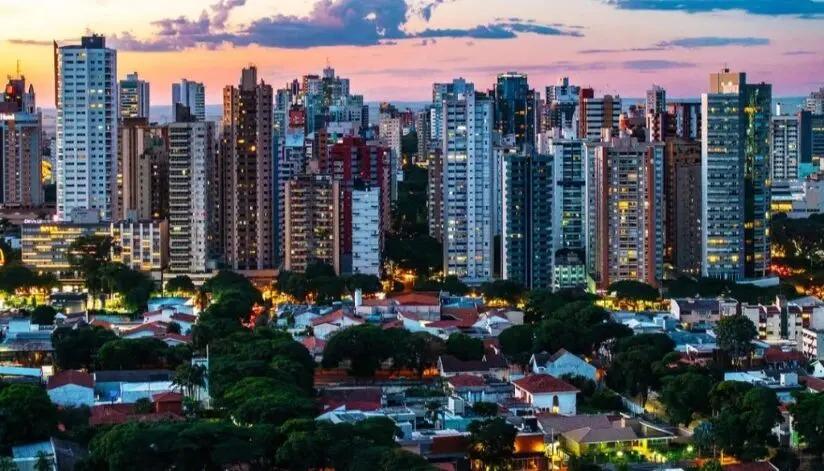 Maringá tem 109 prédios com 11,9 mil apartamentos em construção