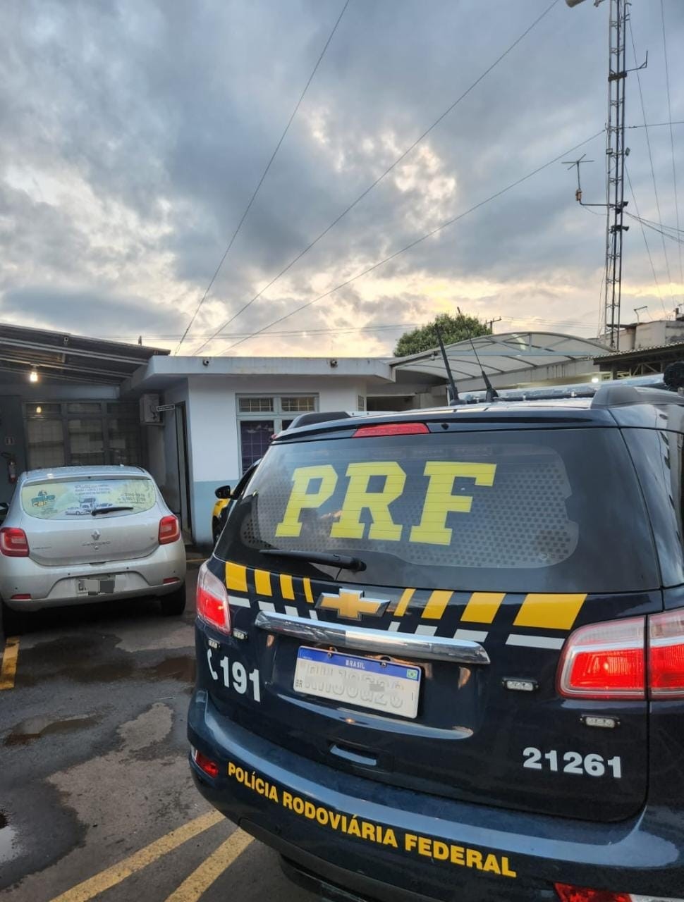 PRF liberta refém em Campo Mourão que foi tomado de assalto em SC