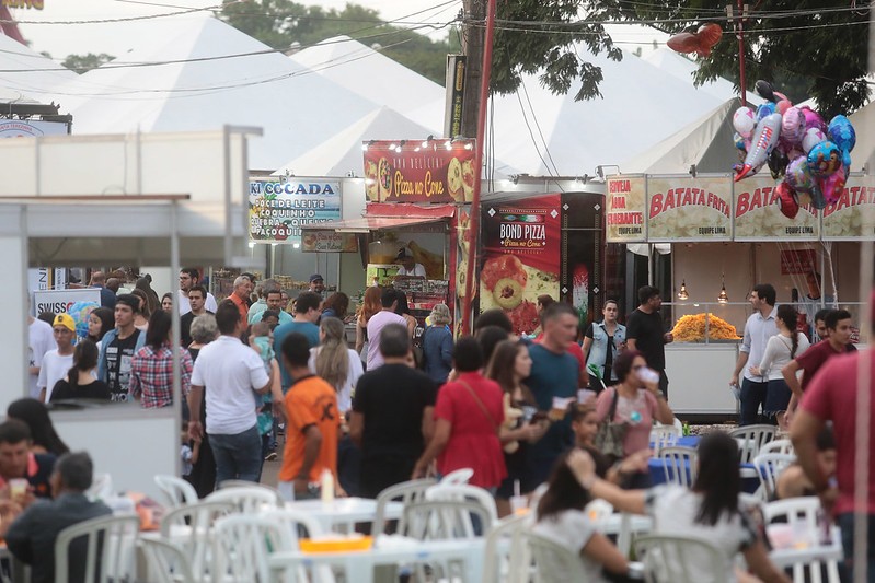 Sociedade Rural de Maringá contrata trabalhadores temporários para ExpoIngá